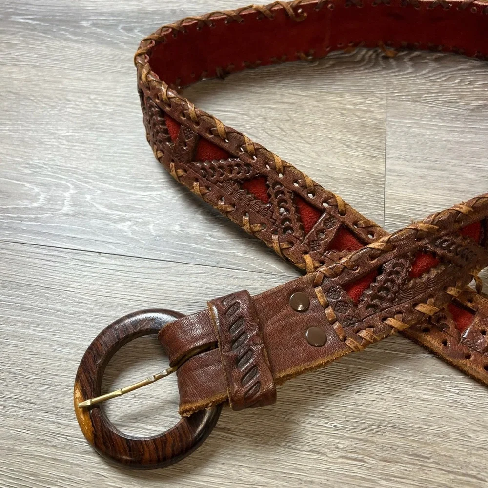 Vintage Tooled Leather Belt Womens XL Brown Red Boho Whipstitch Wood Buckle